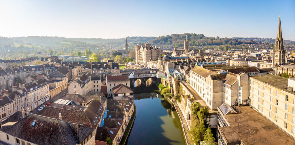 Pulteney bridge in Bath, England