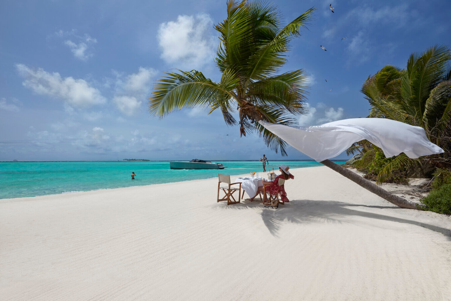 Strand und Meer paradisisch